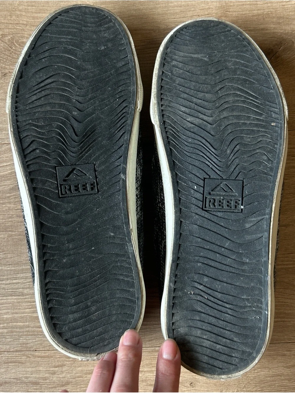 Reef Men’s Low-Top Sneakers in Black‎ and Gray